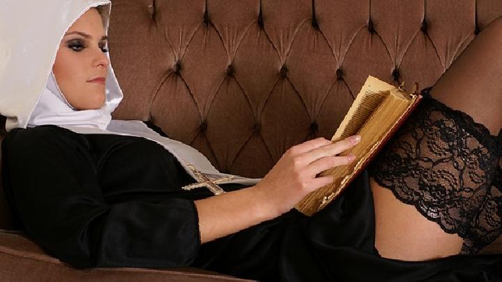 女性私处长“痘痘”，不等于被传染性病！